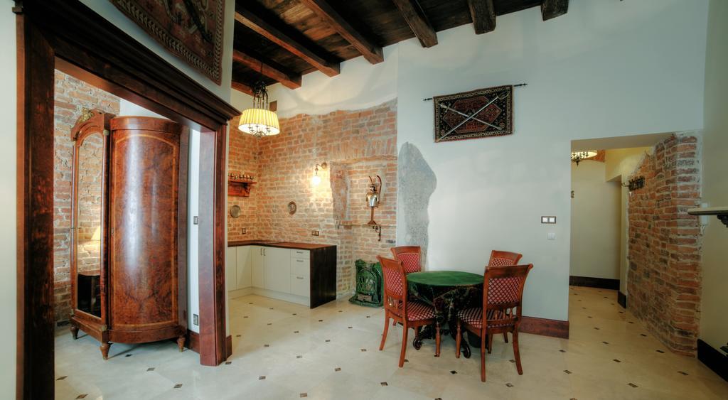 Only Krakow Apartments Room photo